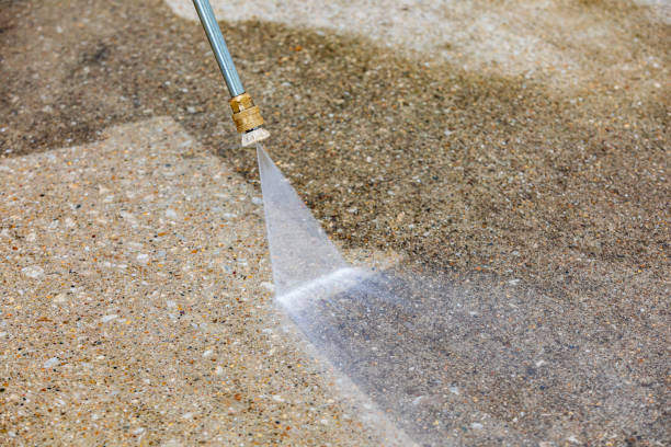 Best Animal Enclosure Cleaning  in Redding, CA